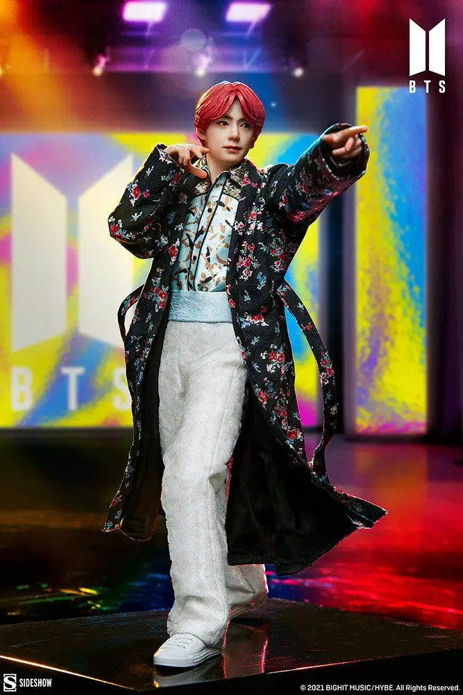 BTS Idol Collection PVC Socha V Deluxe 23 cm fotografii produktu