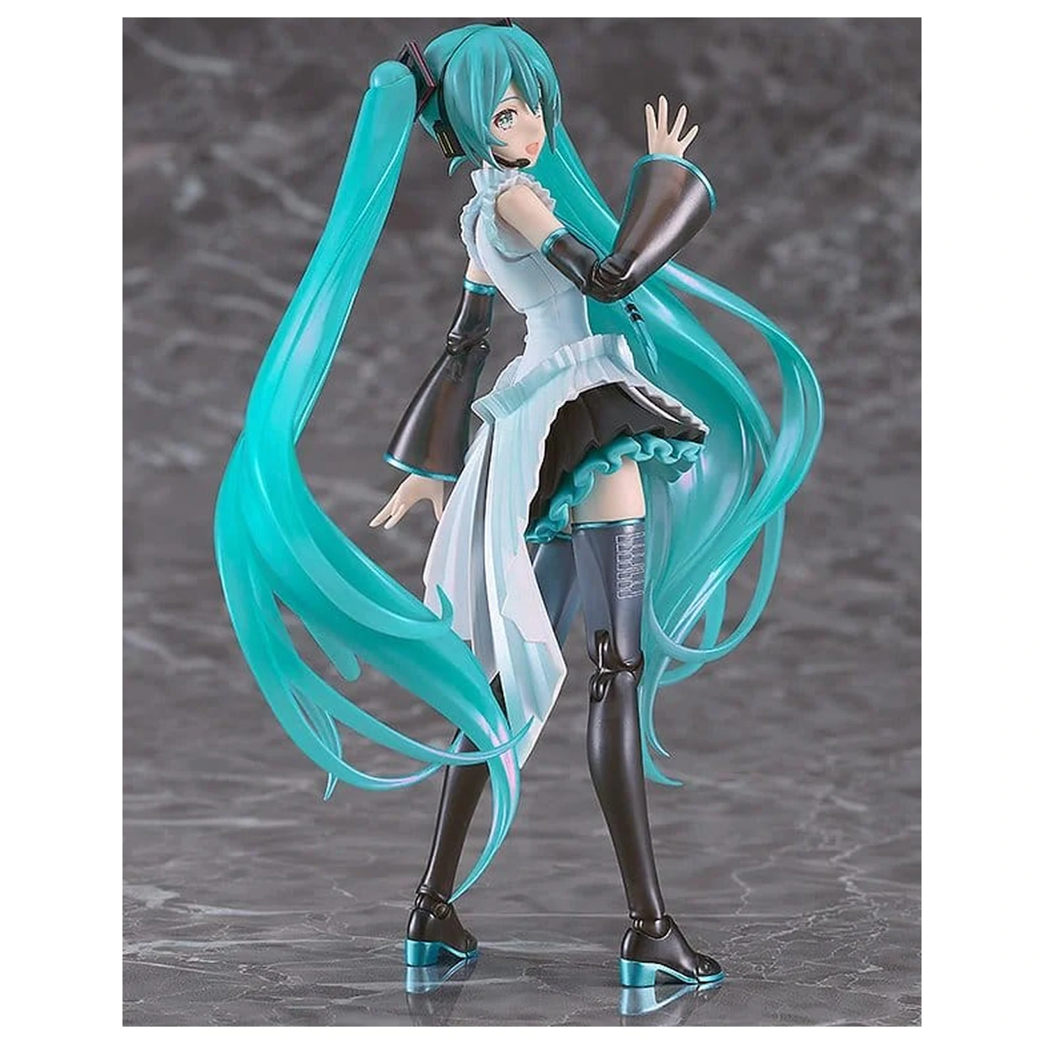 Character Vocal Series 01: Hatsune Miku Plamatea plastový model Happy 16th Birthday Ver. 16 cm fotografii produktu