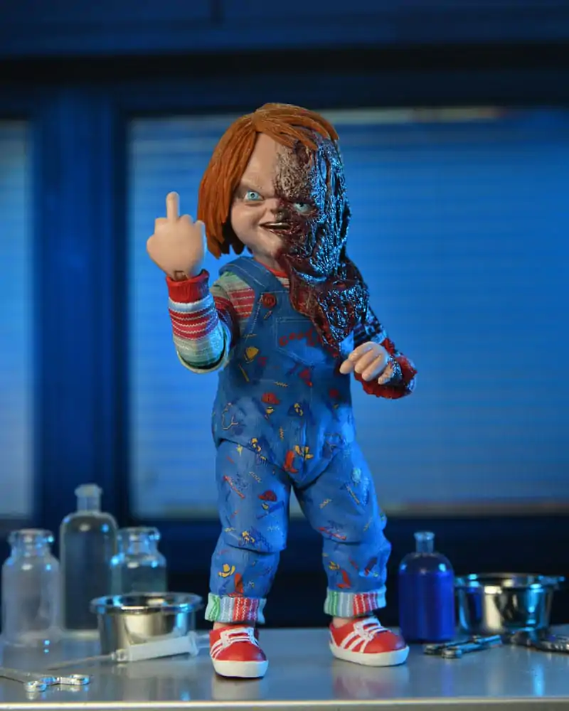 Child´s Play akční figurka Chucky (TV Series) Ultimate Chucky 18 cm fotografii produktu