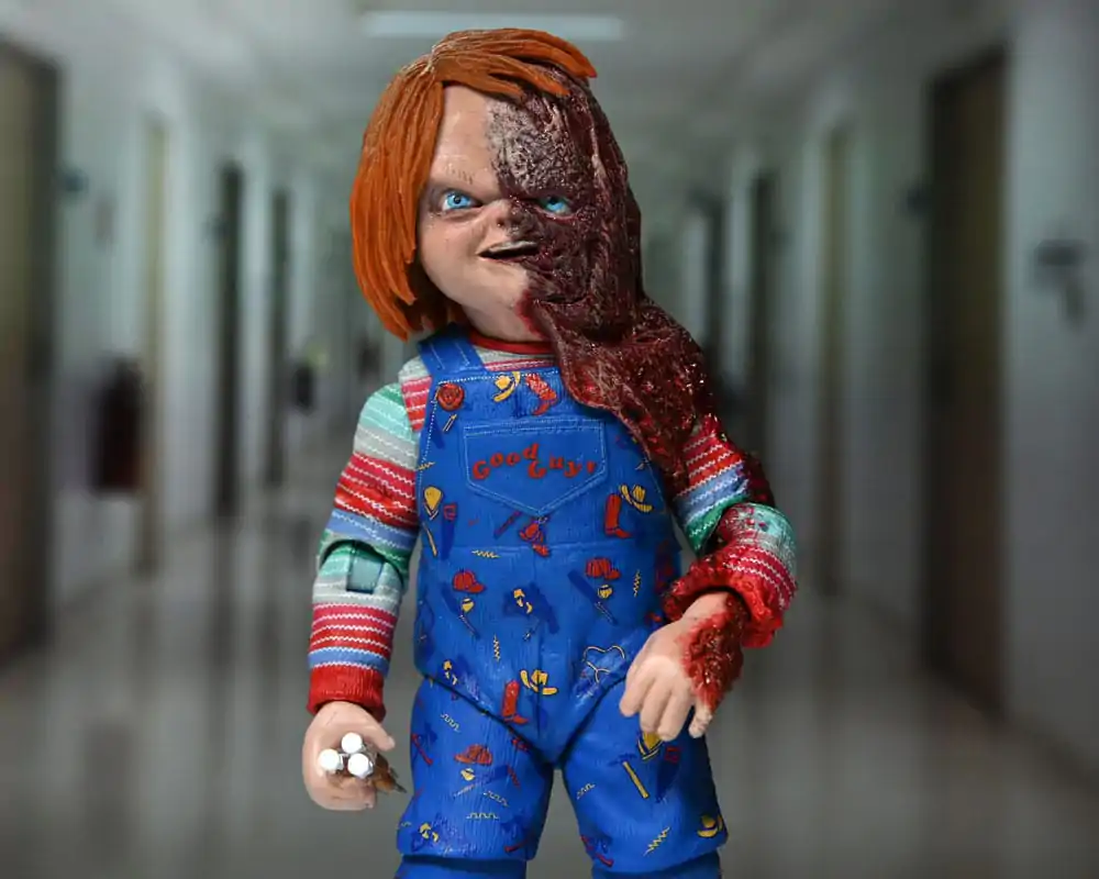 Child´s Play akční figurka Chucky (TV Series) Ultimate Chucky 18 cm fotografii produktu