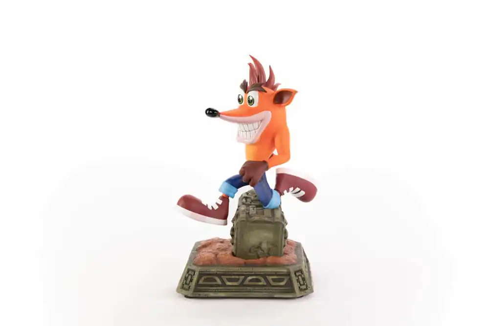 Crash Bandicoot Socha Crash Bandicoot Classic 32 cm fotografii produktu