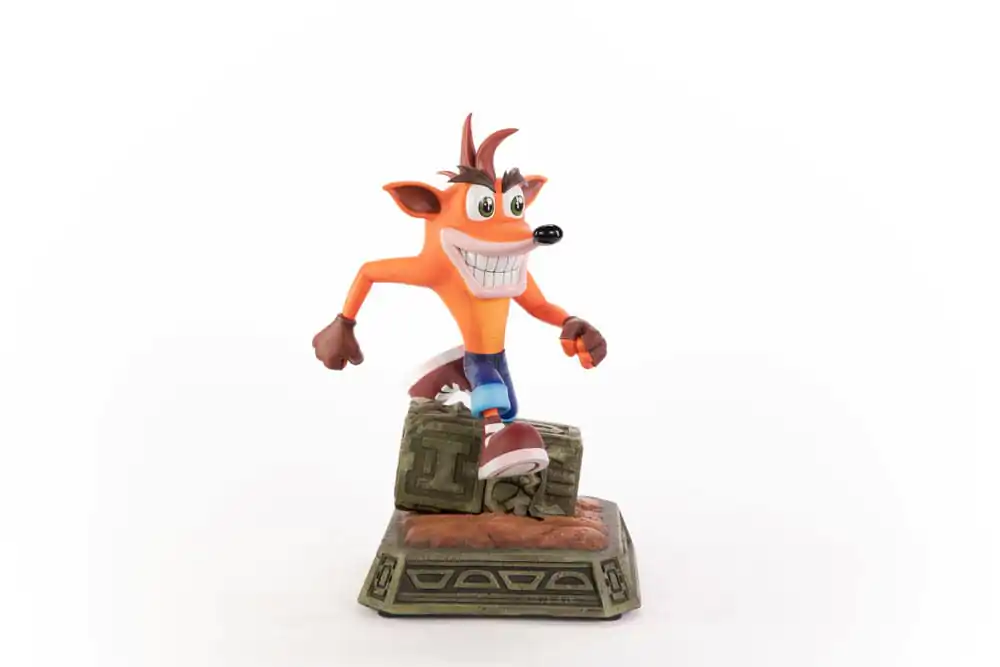 Crash Bandicoot Socha Crash Bandicoot Classic 32 cm fotografii produktu