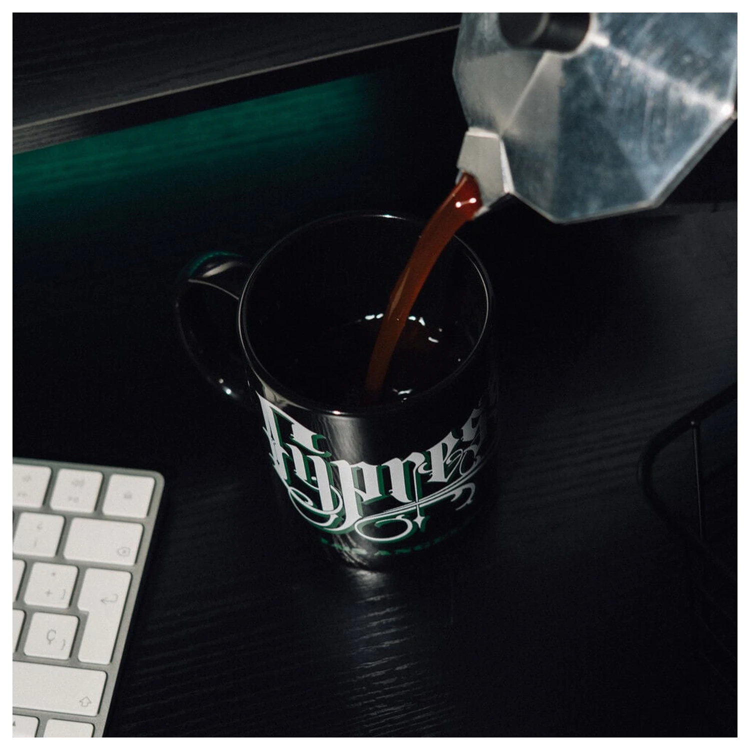 Cypress Hill hrnek 350ml fotografii produktu