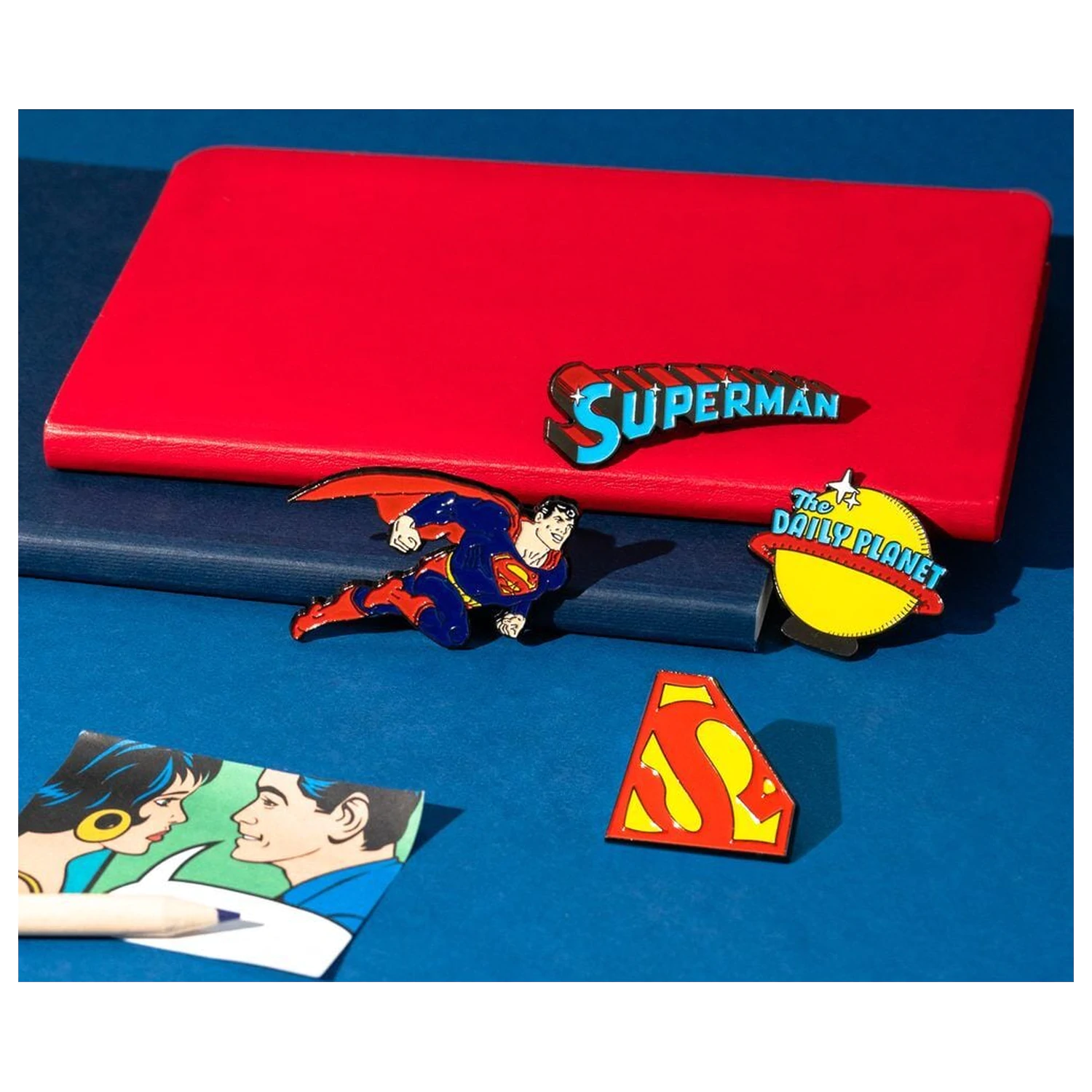 DC Comics Superman sada 4 odznáčků fotografii produktu