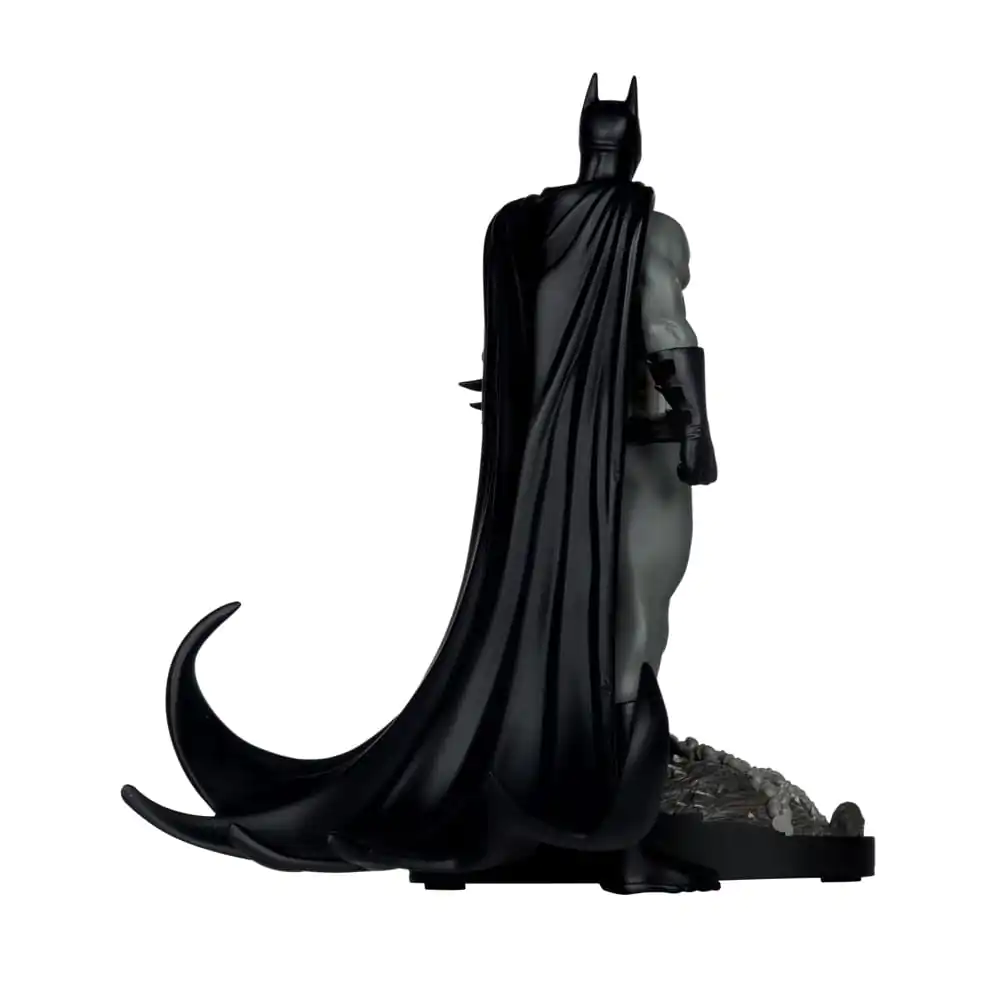 DC Direct Statue 1/10 Batman od Bjorna Barendse (Black White) 18 cm soška fotografii produktu