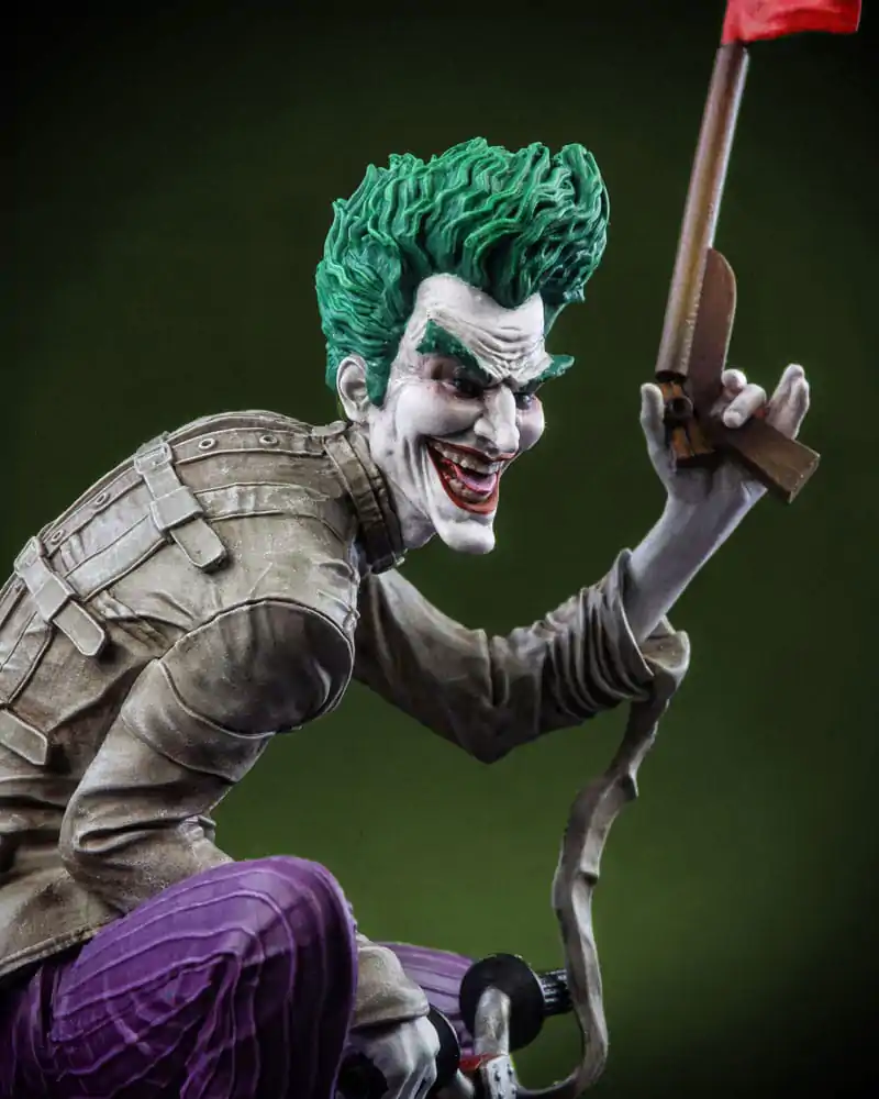 DC Direct Resinová Socha 1/10 The Joker: Purple Craze - The Joker by Andrea Sorrentino 18 cm fotografii produktu