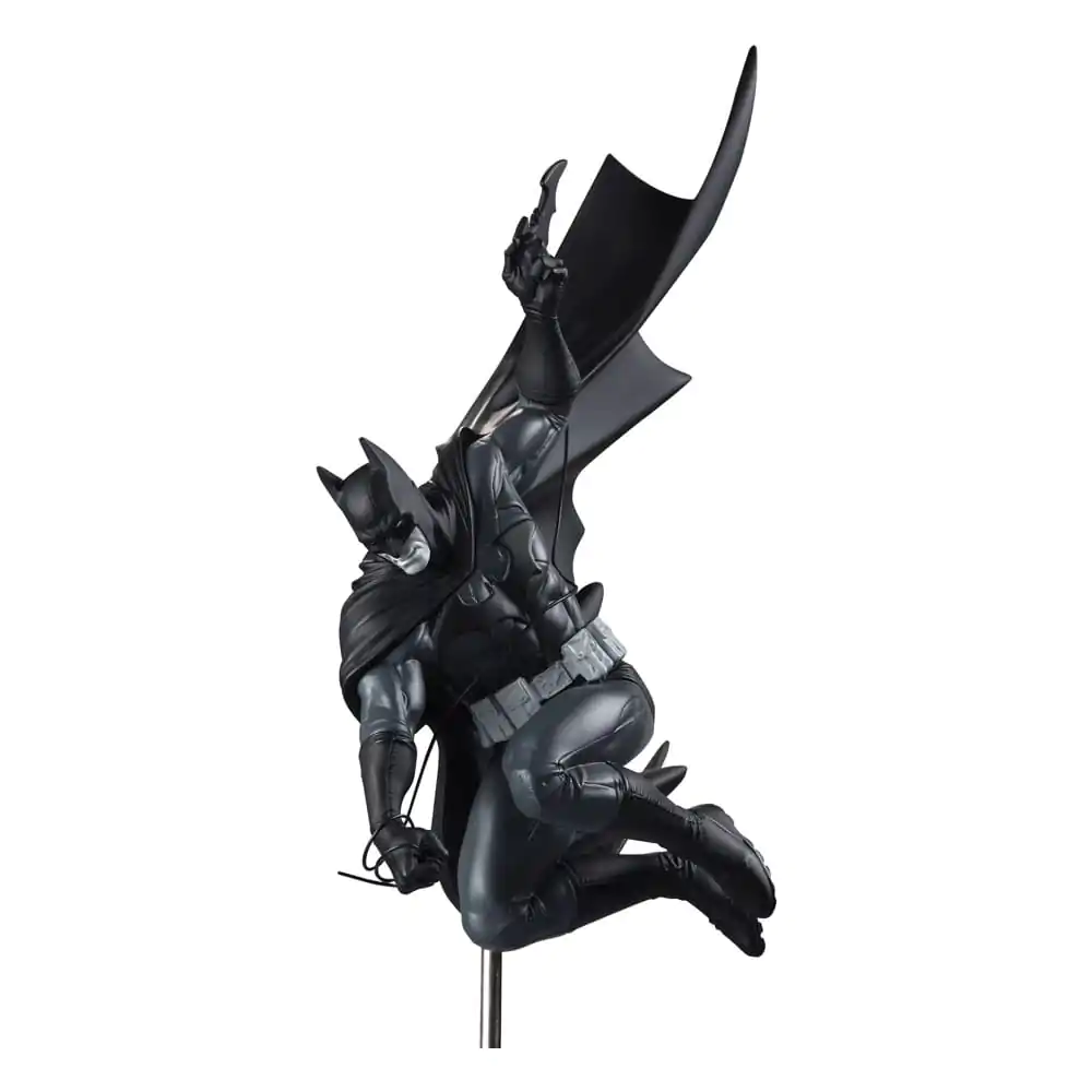 DC Direct Batman Black & White Socha 1/10 Batman by Inhyuk Lee 25 cm fotografii produktu