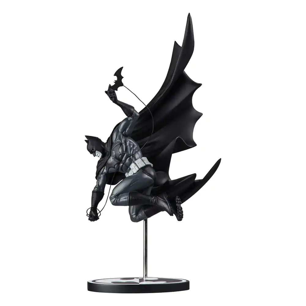 DC Direct Batman Black & White Socha 1/10 Batman by Inhyuk Lee 25 cm fotografii produktu