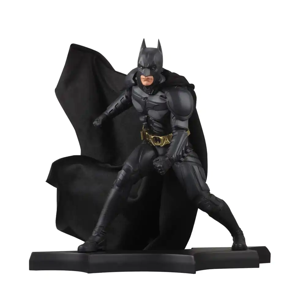 DC Direct Pryskyřicová socha DC Movie Sochy Batman (The Dark Knight) 24 cm fotografii produktu