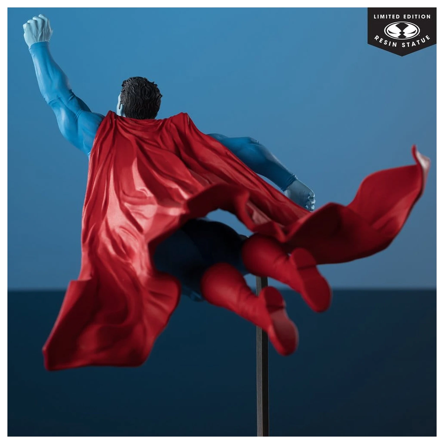 DC Direct Superman Red & Blue socha 1/10 Superman by Lee Bermejo 26 cm fotografii produktu