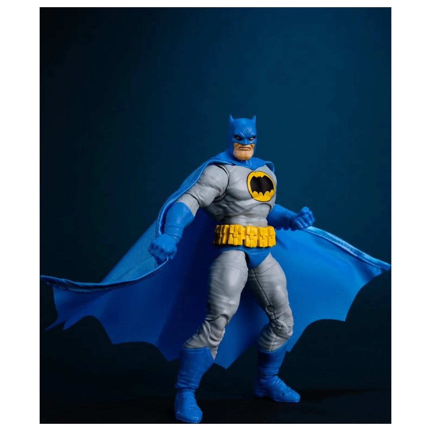 DC Multiverse Akční figurka Batman (Dark Knight Returns) 18 cm fotografii produktu