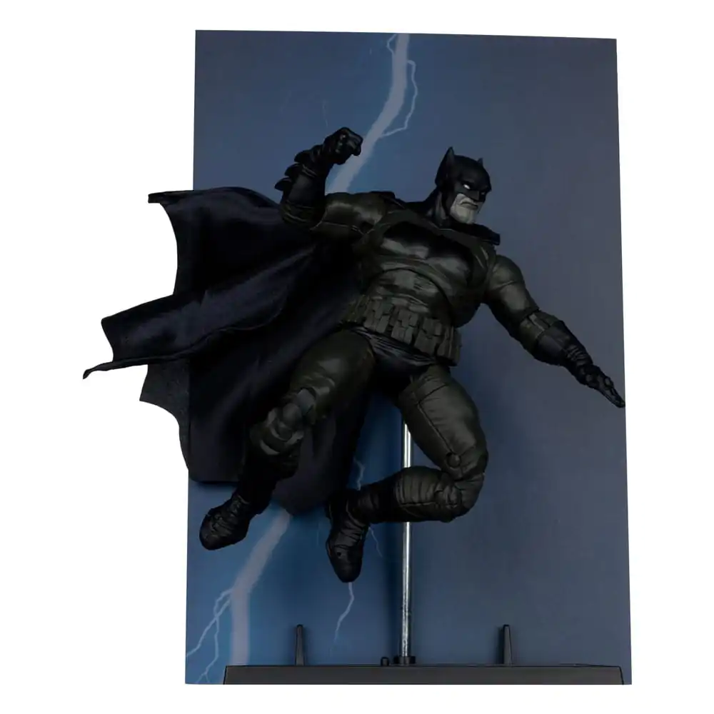 DC Multiverse McFarlane Cover Recreations Akční figurka Batman (Batman: The Dark Knight Returns #1) (Gold Label) 18 cm fotografii produktu