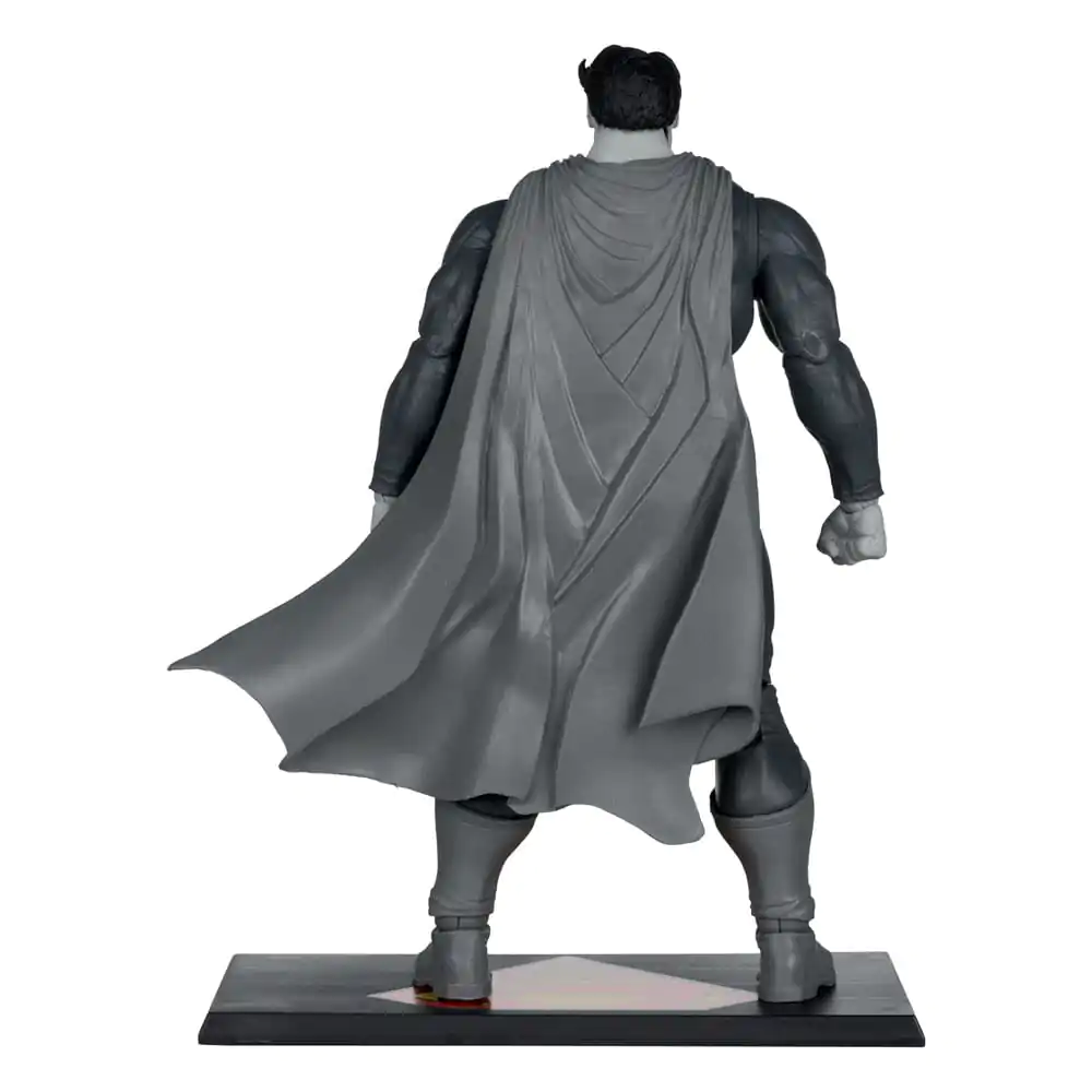 DC Multiverse Akční figurka Superman (The Dark Knight Returns) (Black & White Accent Edition) (Gold Label) 18 cm fotografii produktu