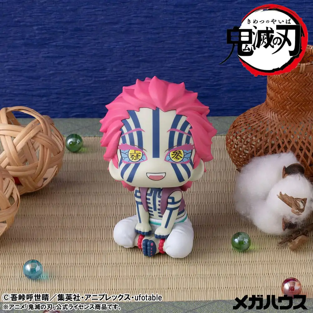 Demon Slayer: Kimetsu no Yaiba Look Up PVC Socha Akaza (s dárkem) 11 cm fotografii produktu