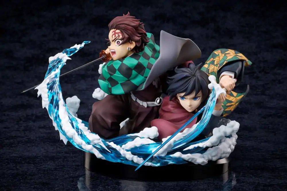 Demon Slayer: Kimetsu no Yaiba PVC soška Tanjiro & Giyuu 13 cm fotografii produktu