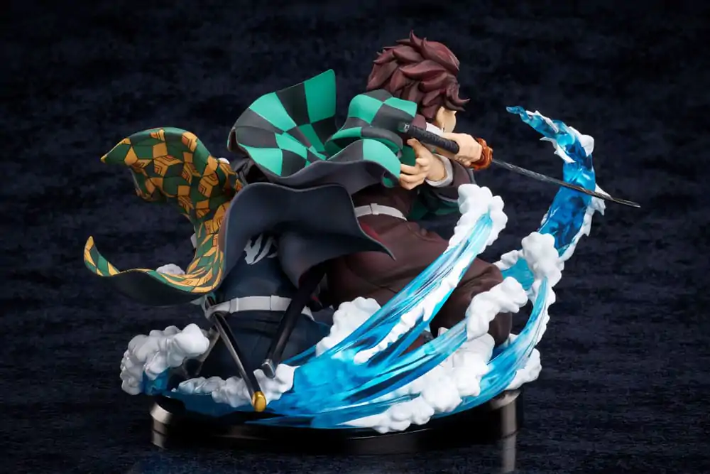 Demon Slayer: Kimetsu no Yaiba PVC soška Tanjiro & Giyuu 13 cm fotografii produktu