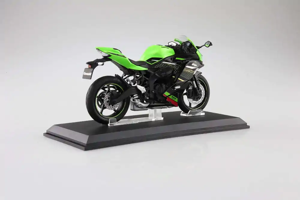 Diecast Bike Series Soška 1/12 Kawasaki Ninja ZX-25R Limetková Zelená × Ebenová 16 cm fotografii produktu