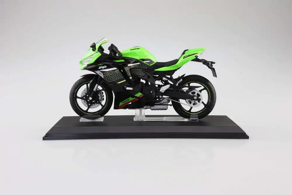 Diecast Bike Series Soška 1/12 Kawasaki Ninja ZX-25R Limetková Zelená × Ebenová 16 cm fotografii produktu