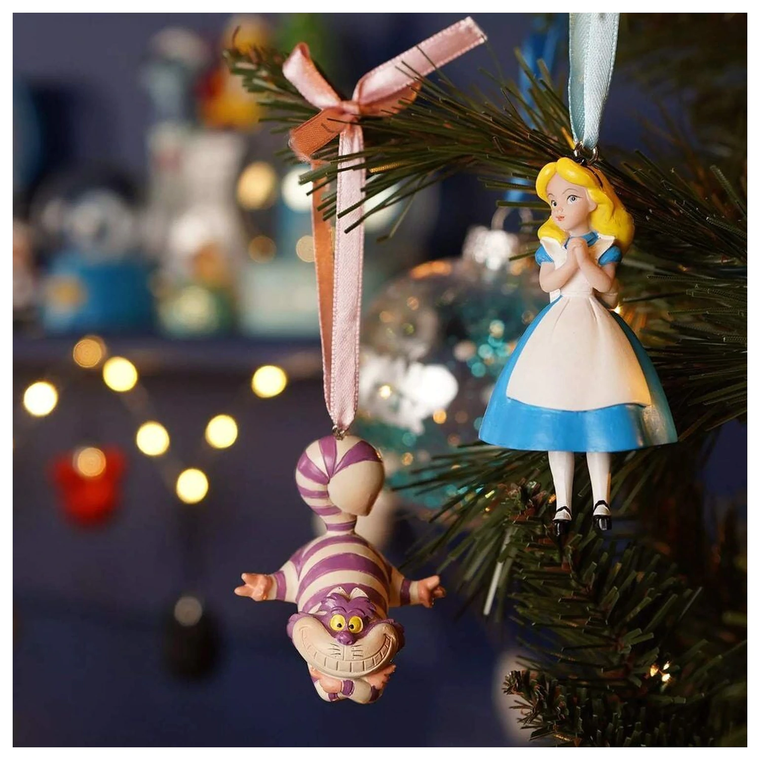 Disney Alice in Wonderland Sada 2 závěsných dekorací fotografii produktu