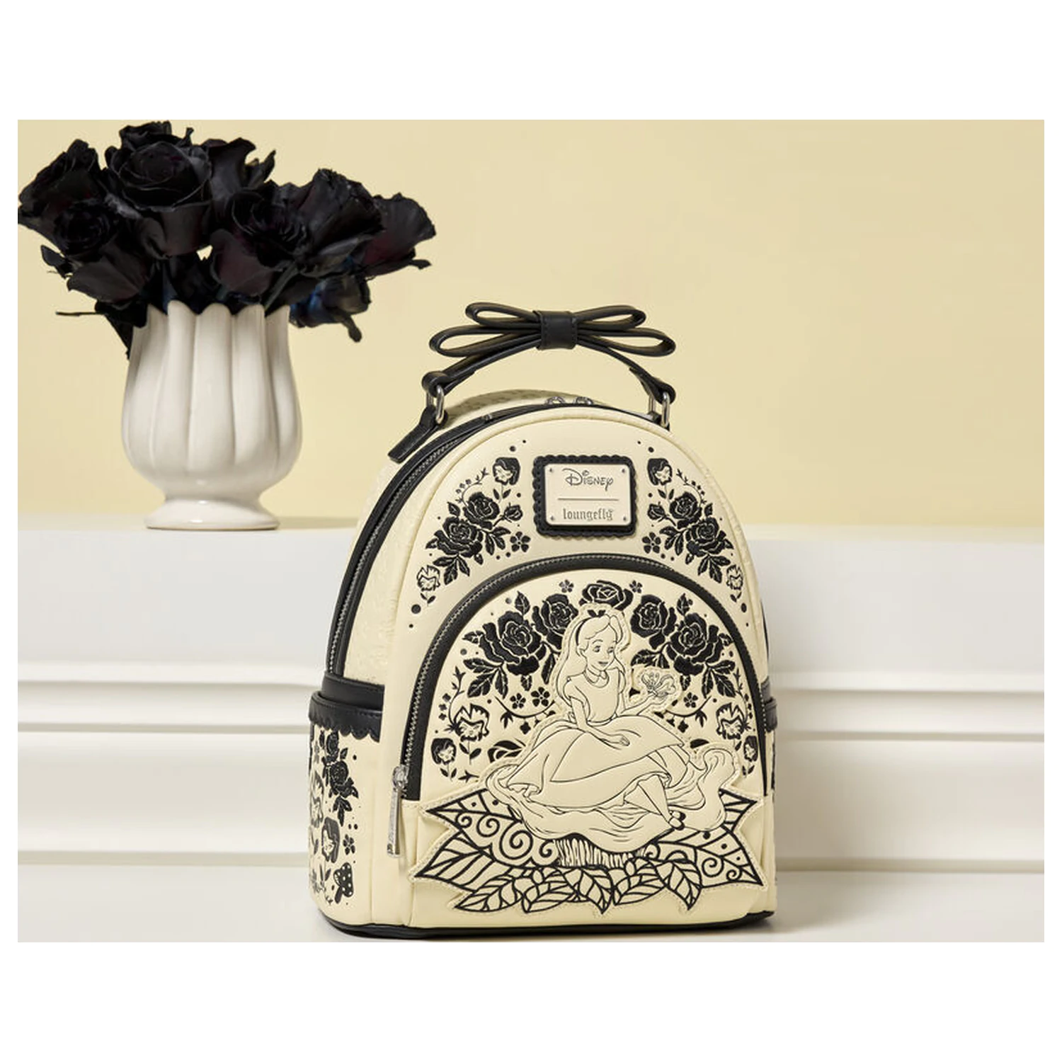 Disney Alice in Wonderland Květinový batoh 26cm fotografii produktu