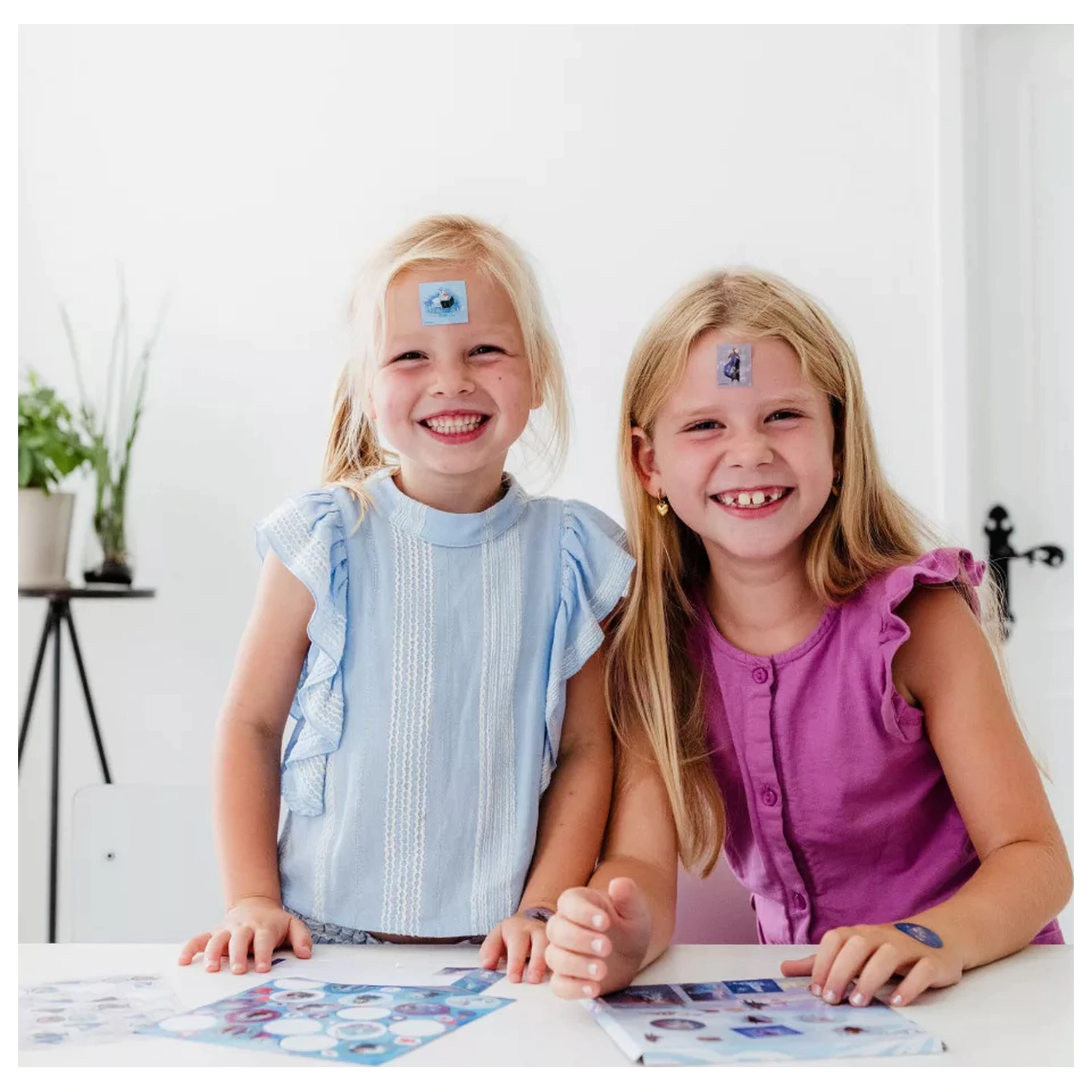 Disney Frozen Adventure sada samolepek fotografii produktu