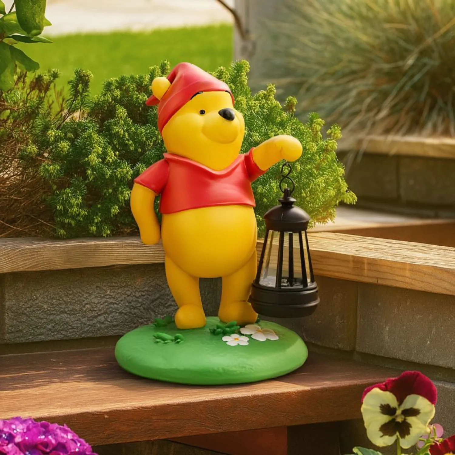 Disney LunaGlo Svítící Winnie the Pooh Gnome 27 cm fotografii produktu