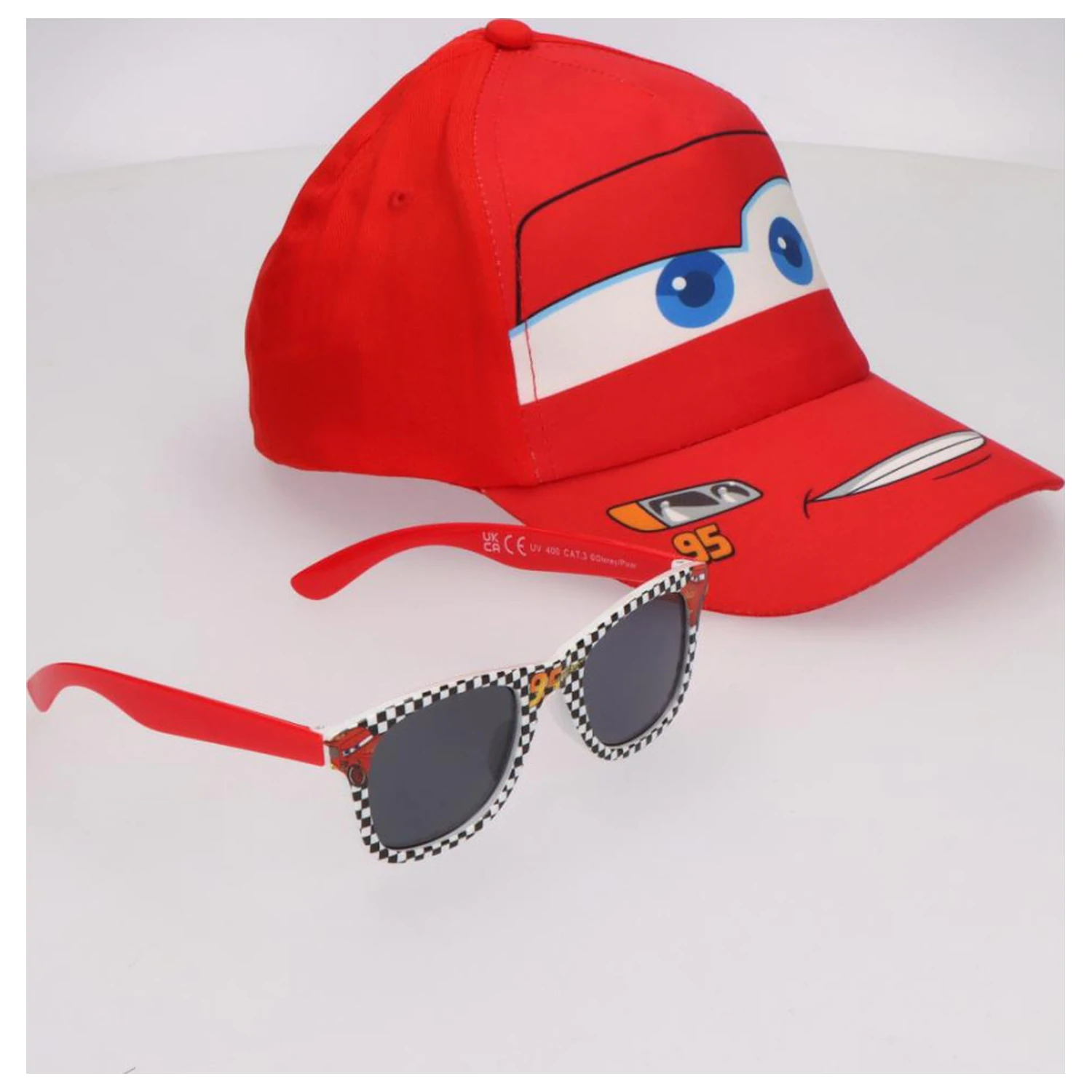 Disney Cars Red Smile sada slunečních brýlí a baseballové čepice fotografii produktu