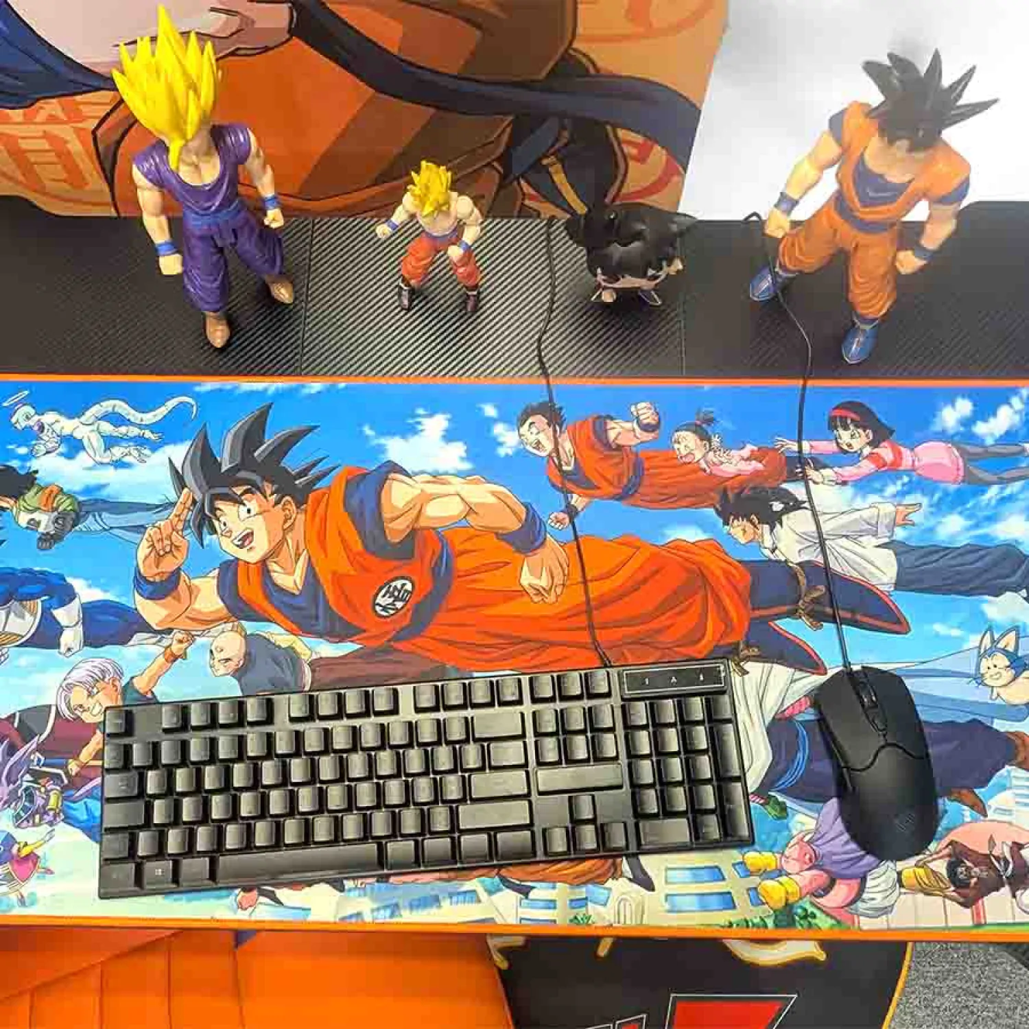 Dragon Ball Z XXL Podložka na stůl Goku's Friends fotografii produktu