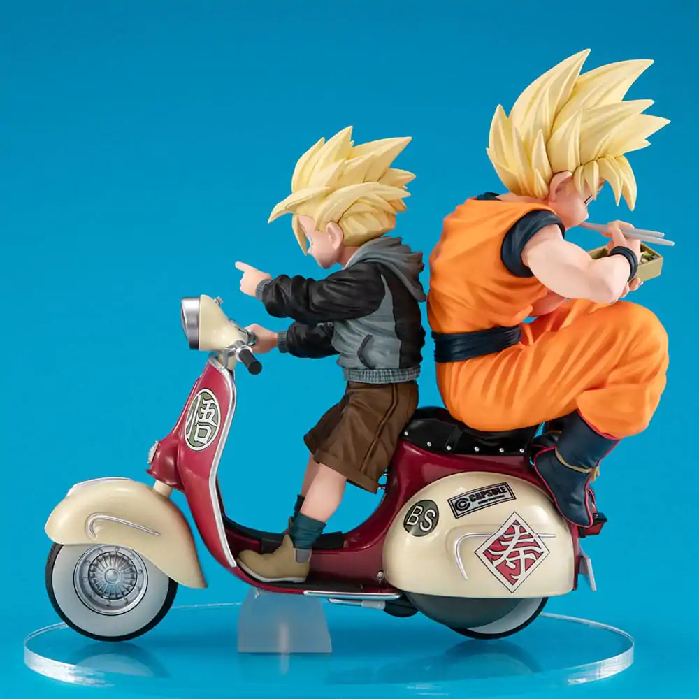 Dragonball Z 05 Desktop Real McCoy PVC Diorama Super Saiyan Son Goku & Super Saiyan Son Gohan & Motorka 16 cm fotografii produktu