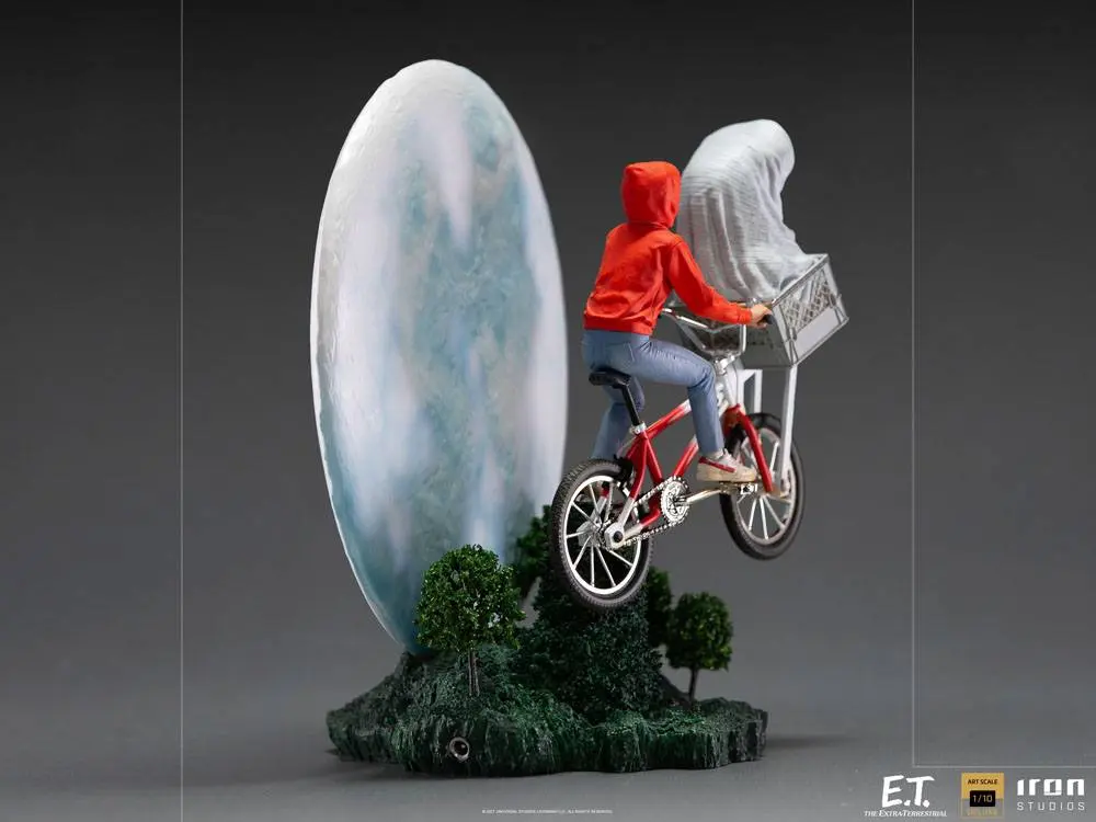 E.T. the Extra-Terrestrial Deluxe Art Scale Statue 1/10 E.T. & Elliot 27 cm Sběratelská soška fotografii produktu