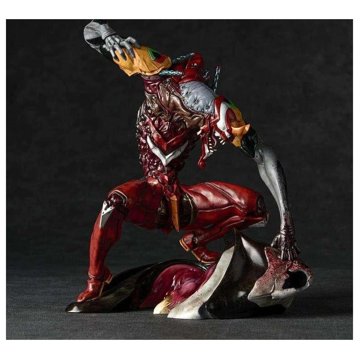 Evangelion Unit 02 "The Beast" Model Kit Artpla 22cm fotografii produktu