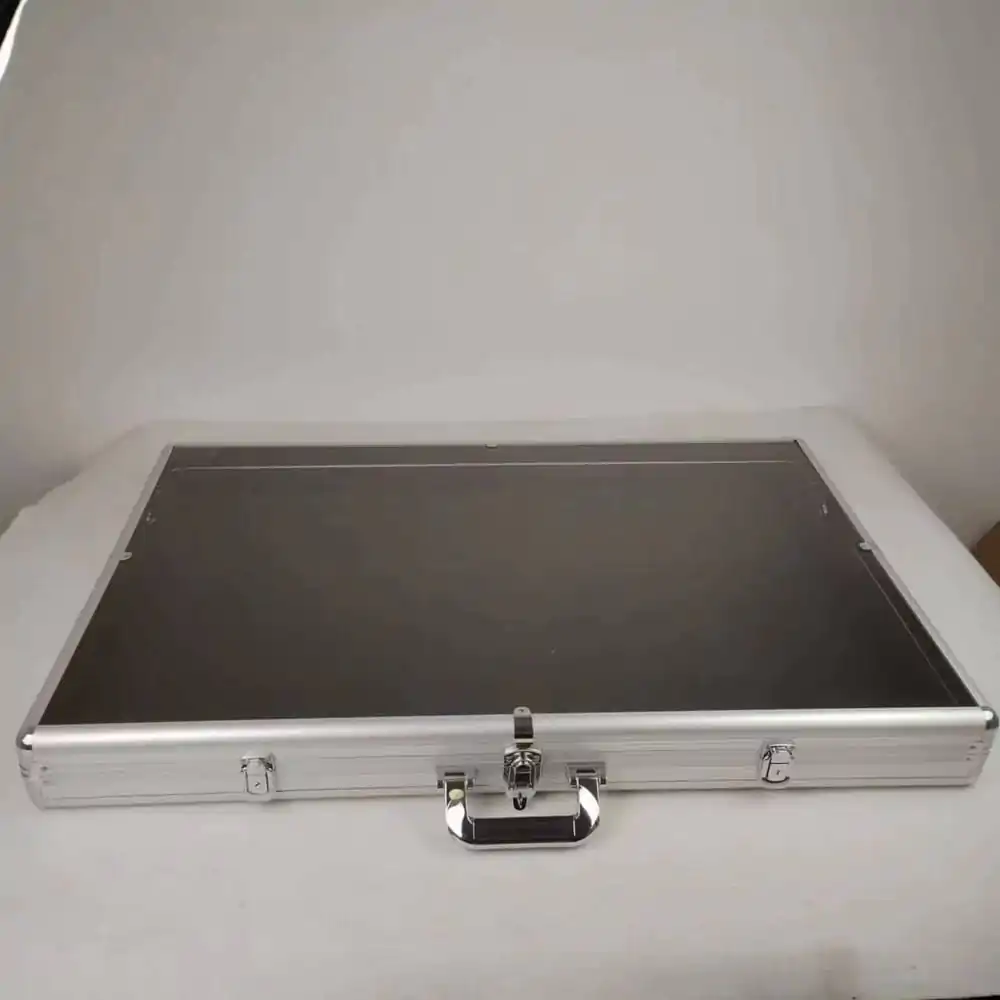 Evoretro kufřík pro vystavení sběratelských karet fotografii produktu