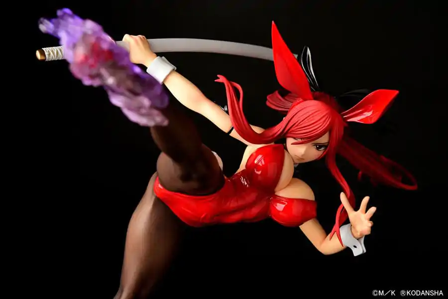 Fairy Tail Statue 1/6 Erza Scarlet High Kick Crimson Bunny Ver. 37 cm Socha fotografii produktu