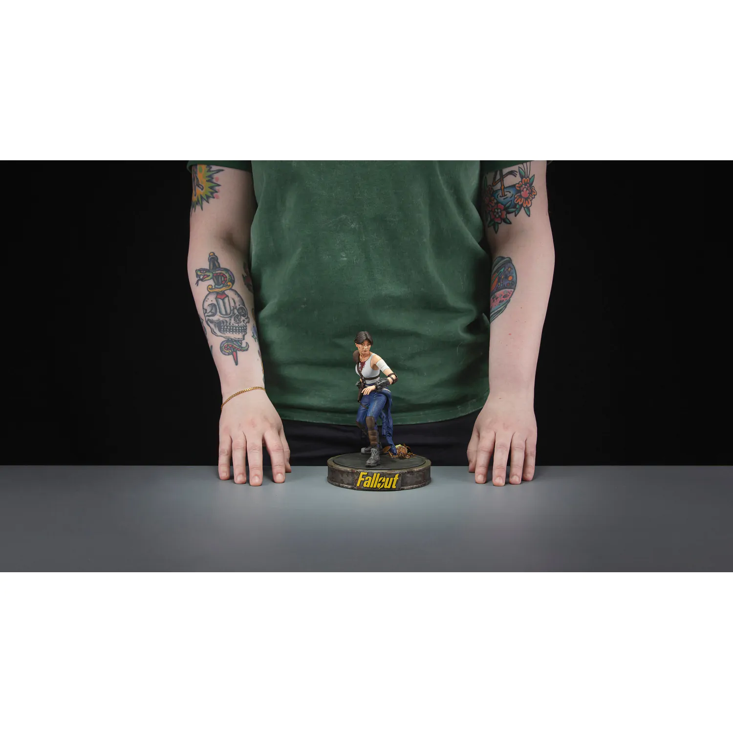 Fallout PVC soška Lucy 18 cm fotografii produktu