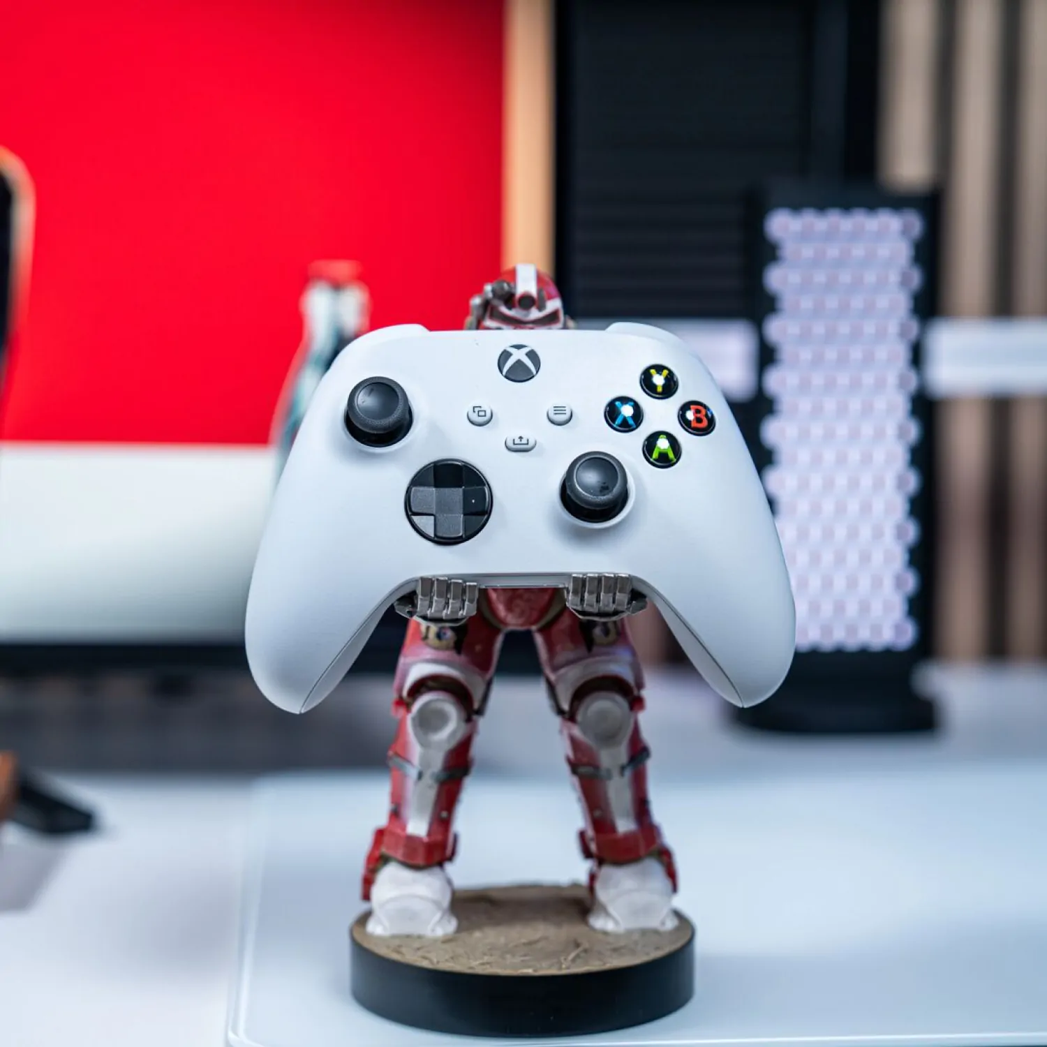 Fallout Nuka Cola Power Armour Cable Guys držák na ovladač a stojan na telefon fotografii produktu