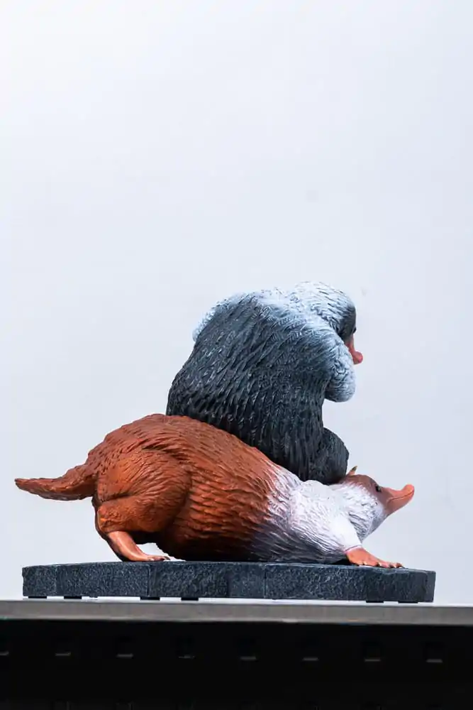 Fantastic Beasts Socha v životní velikosti Niffler 2 22 cm fotografii produktu