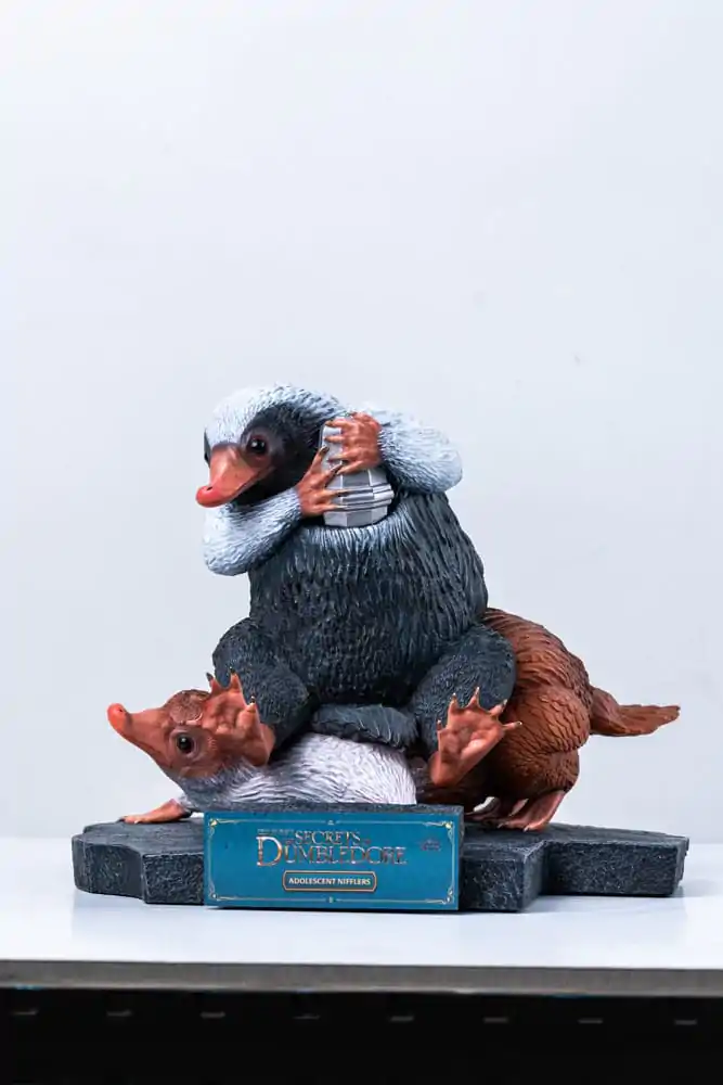 Fantastic Beasts Socha v životní velikosti Niffler 2 22 cm fotografii produktu