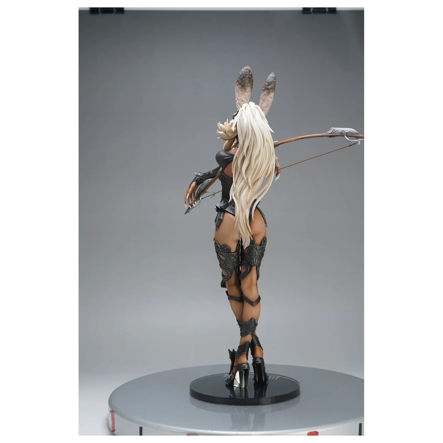 Final Fantasy XII PVC Figurka Fran 29 cm fotografii produktu