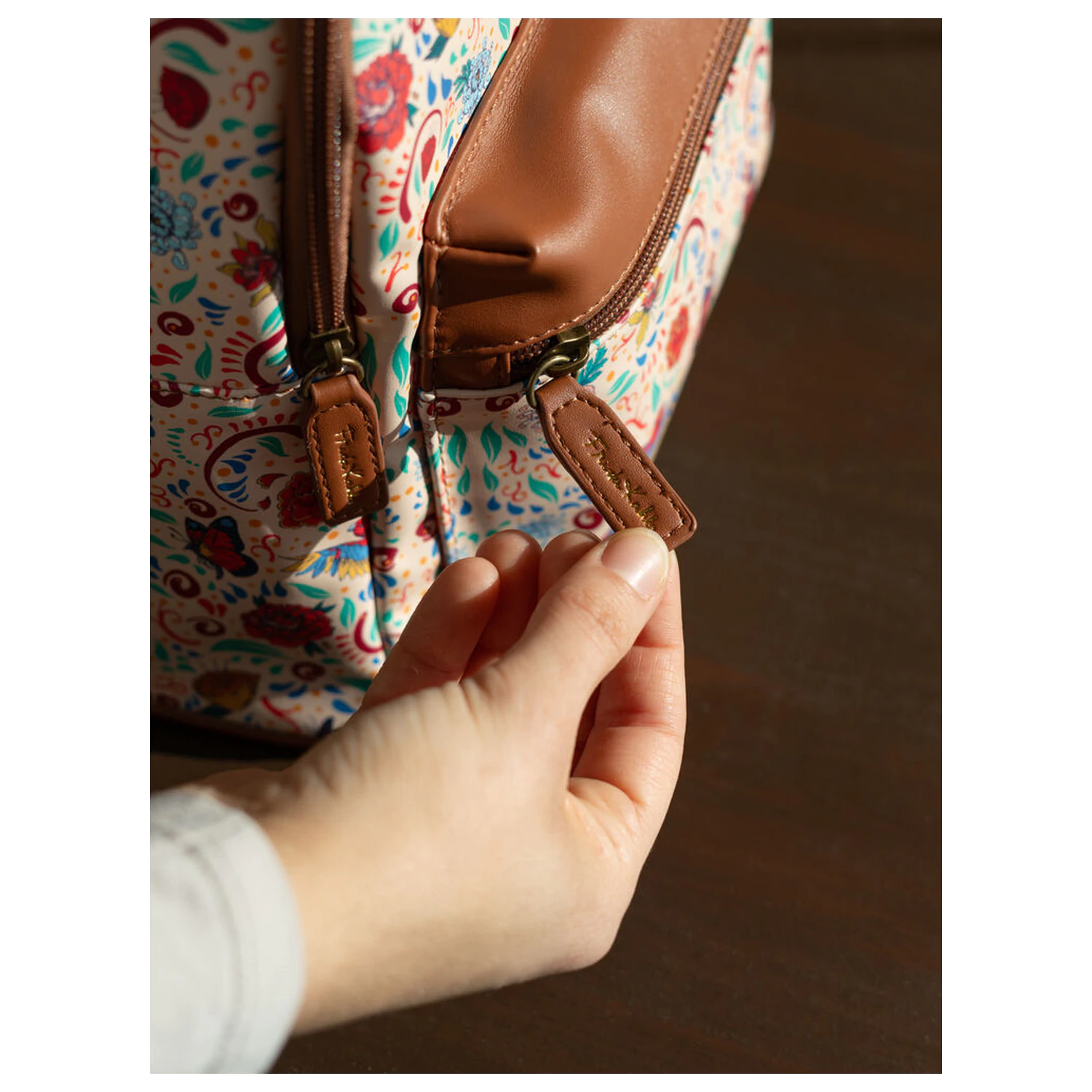 Frida Kahlo Long Live Life batoh 27 cm fotografii produktu