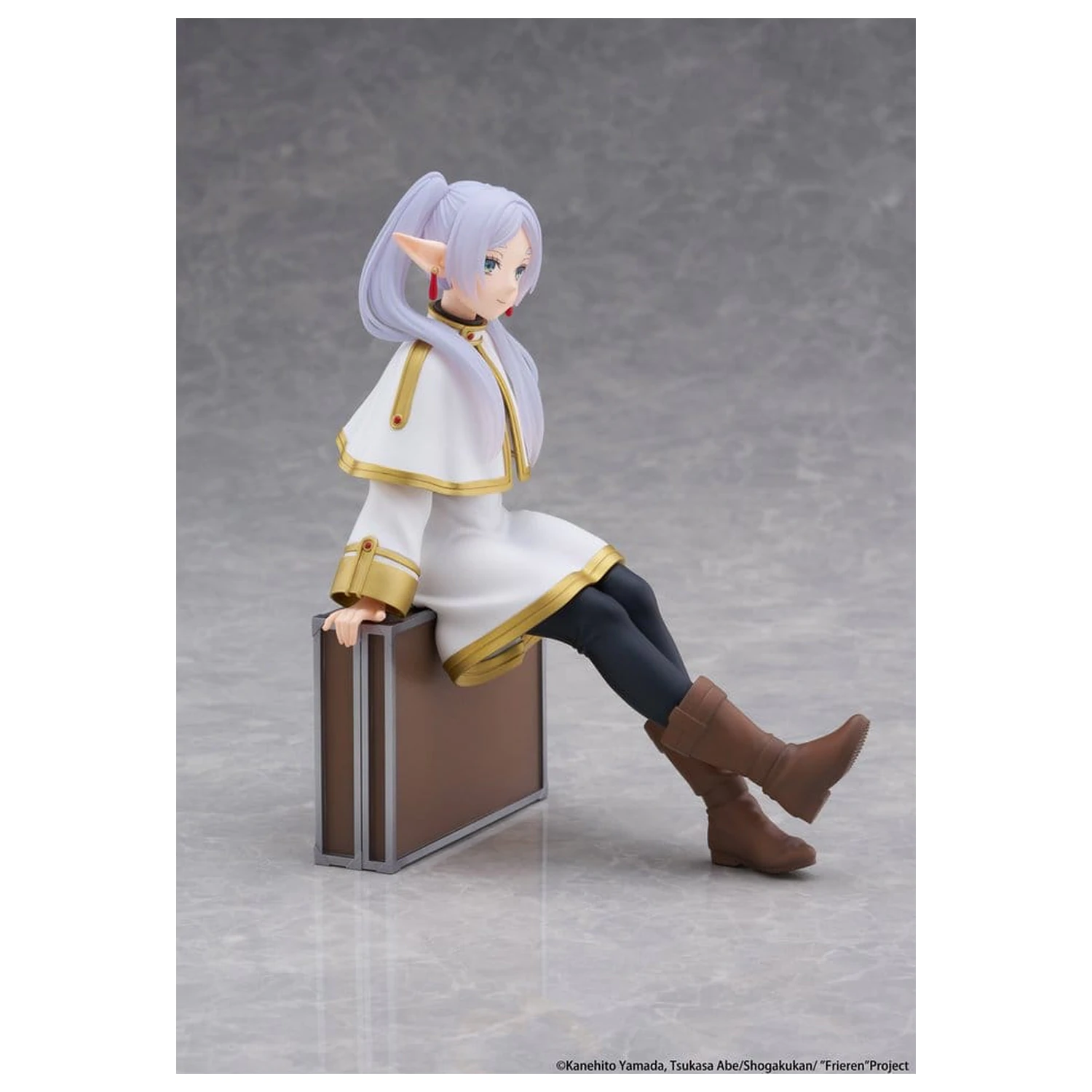 Frieren: Beyond Journey's End PVC figurka Desktop Cute Frieren (Trunk Case Ver.) Reissue 13 cm fotografii produktu