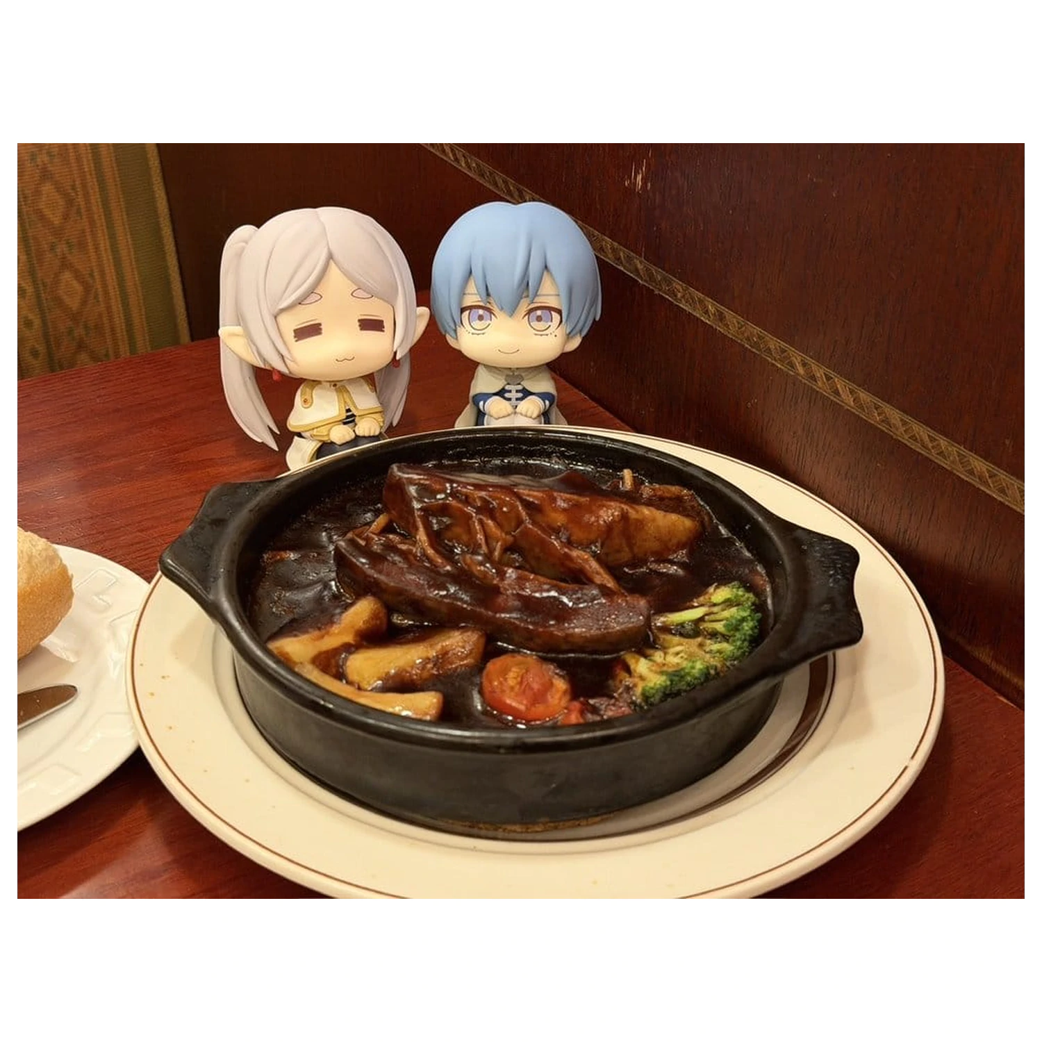 Frieren: Beyond Journey's End Look Up PVC Sochy Droopy Face Ver. & Himmel 11 cm (s dárkem) fotografii produktu