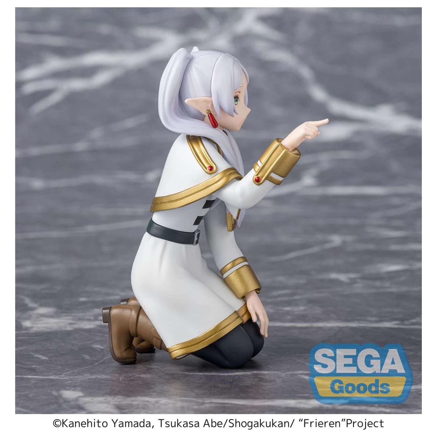 Frieren: Beyond Journey's End PM Perching PVC soška Frieren Poking Something 10 cm fotografii produktu