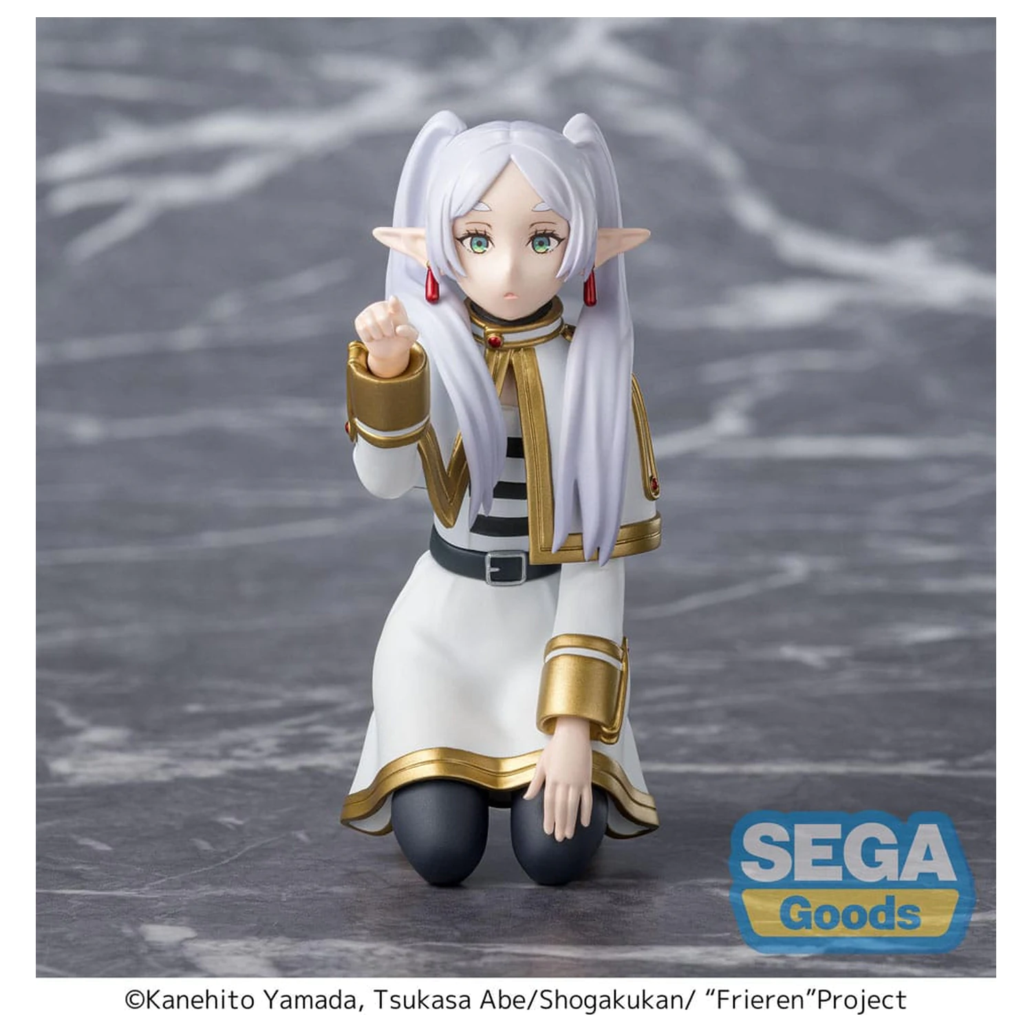 Frieren: Beyond Journey's End PM Perching PVC soška Frieren Poking Something 10 cm fotografii produktu