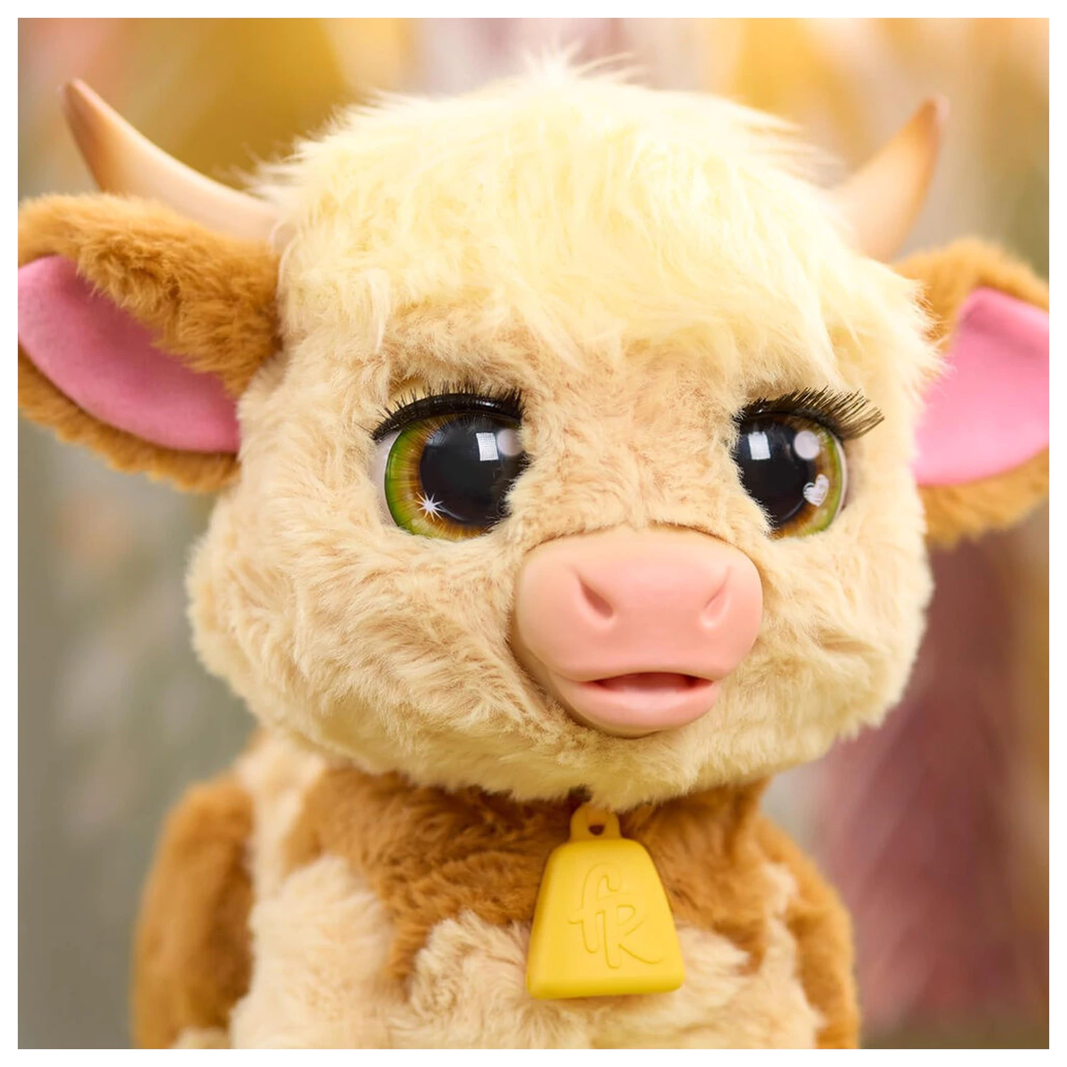 FurReal Maggie the Cow interaktivní plyšová hračka fotografii produktu