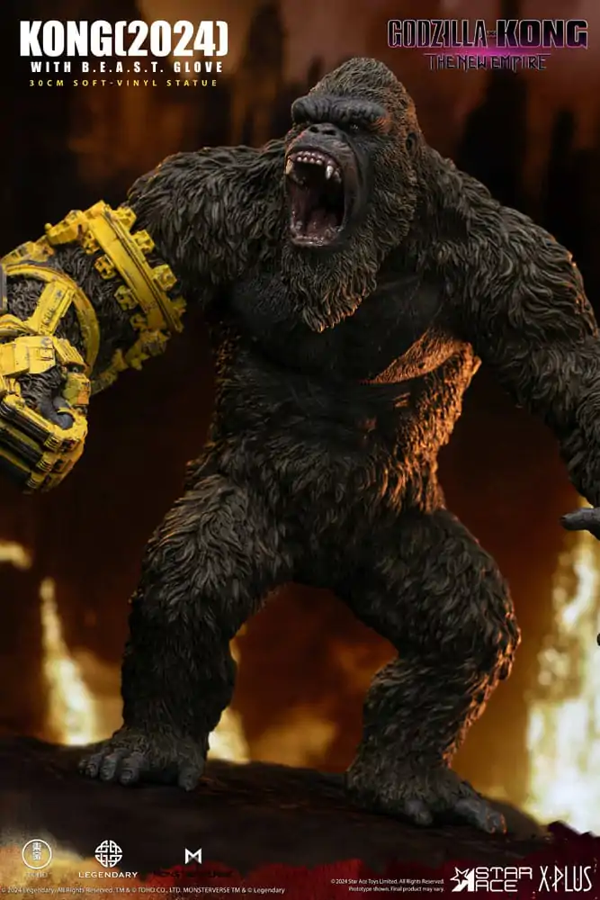 Godzilla vs. Kong: The New Empire Soft Vinyl Soška Kong s B.E.A.S.T. Glove 30 cm fotografii produktu