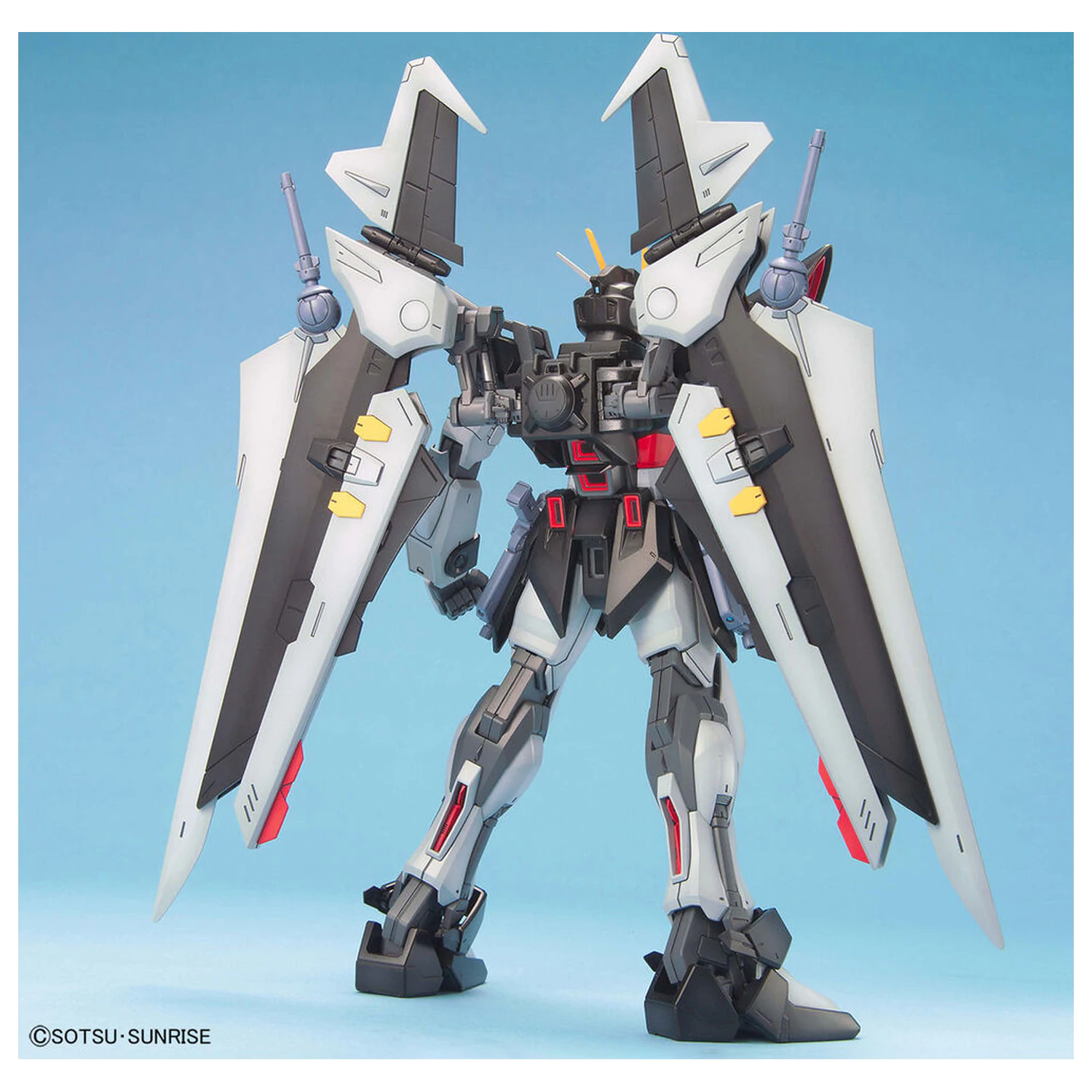 Model Kit MG 1/100 Strike Noir Gundam fotografii produktu