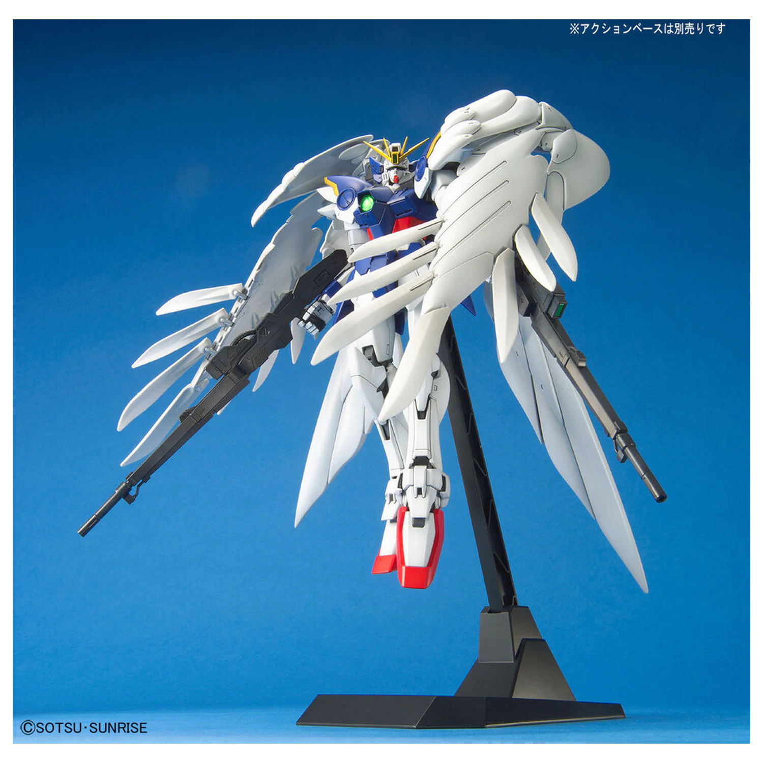 Model Kit MG 1/100 Wing Gundam Zero EW fotografii produktu