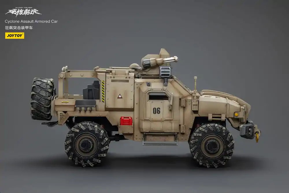 Hardcore Coldplay Vehicle 1/18 Cyclone Assauit obrněné auto fotografii produktu