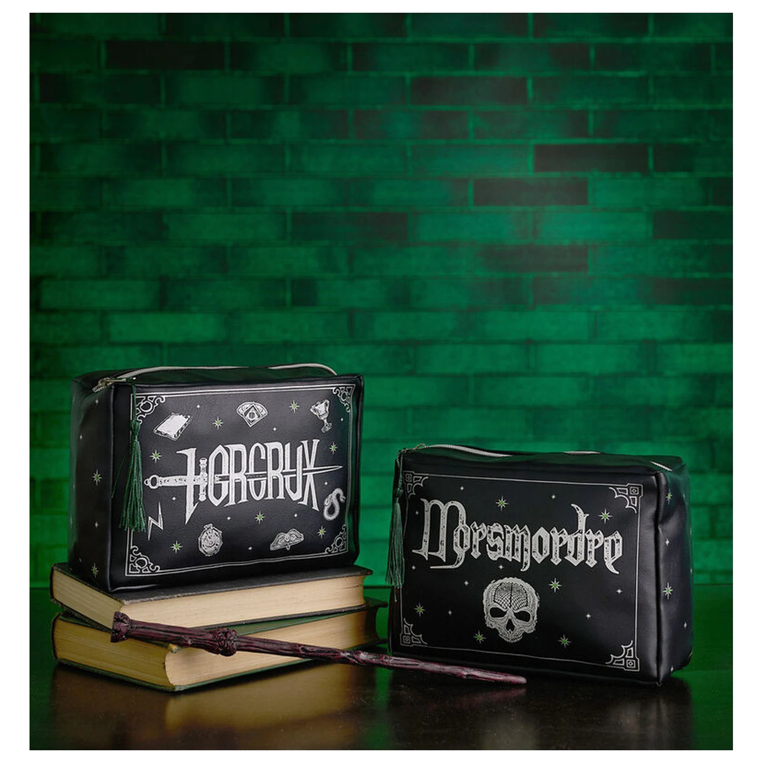Harry Potter Dark Arts Morsmorde taška na toaletní potřeby fotografii produktu