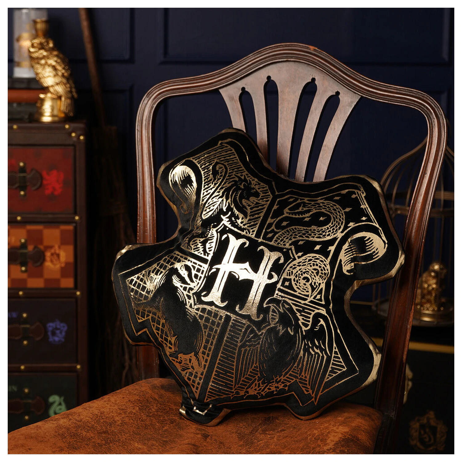 Harry Potter Hogwarts Crest sametový polštář fotografii produktu